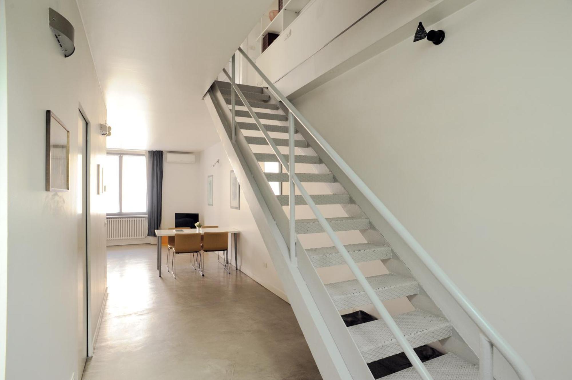 Апартаменты Loft Sant Ambrogio With Terrance Милан Экстерьер фото